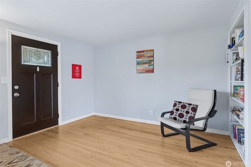 839 Southwest 126th Street - Photo 3 of 24