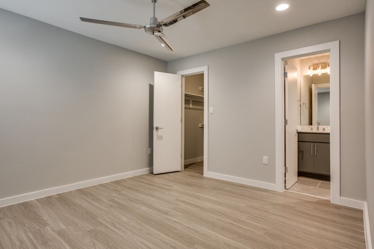 3328 Cedarplaza Ln - Photo 5 of 15