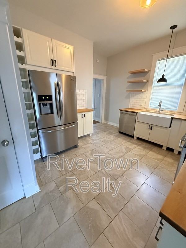 2023 Higbee Ave - Photo 4 of 18