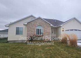 featured image of 3030 Devonwood Drive