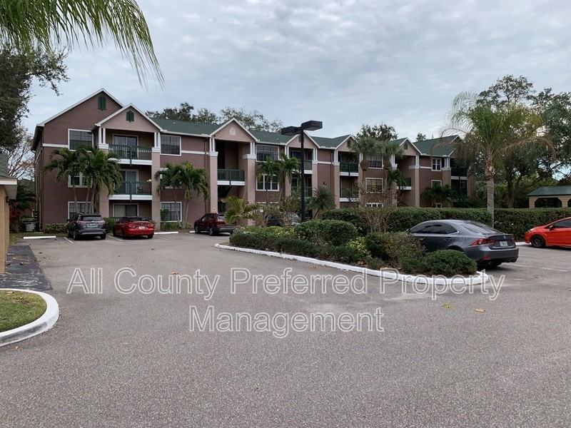 7667 N Wickham Rd #720