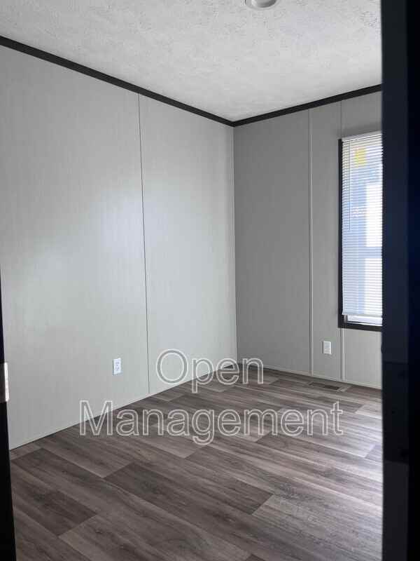 3305 Diamond Drive - Photo 7 of 9