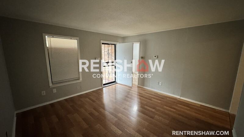 381 N Manassas St - Photo 4 of 17