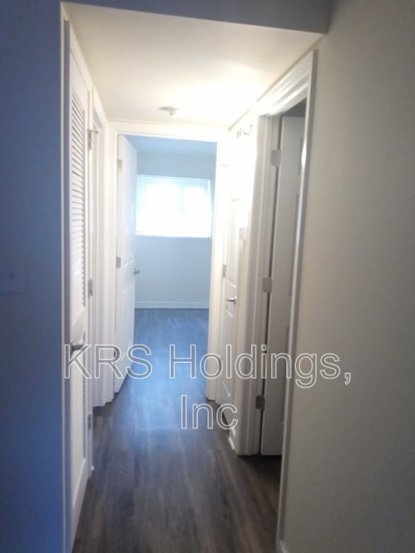 1265 Nelson St #A - Photo 4 of 15