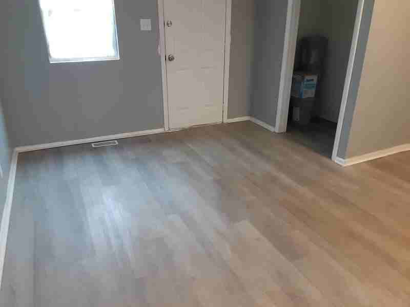 2947 N Lasalle St - Photo 5 of 10