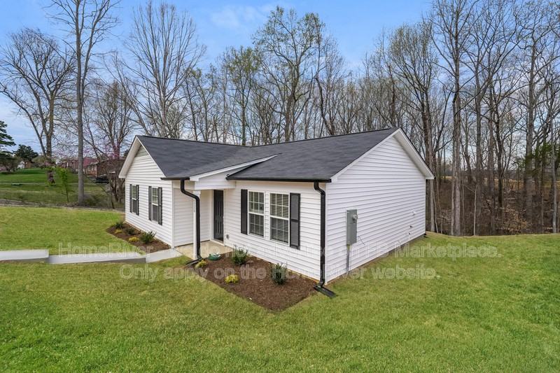 2820 Carrollwood Dr - Photo 2 of 25