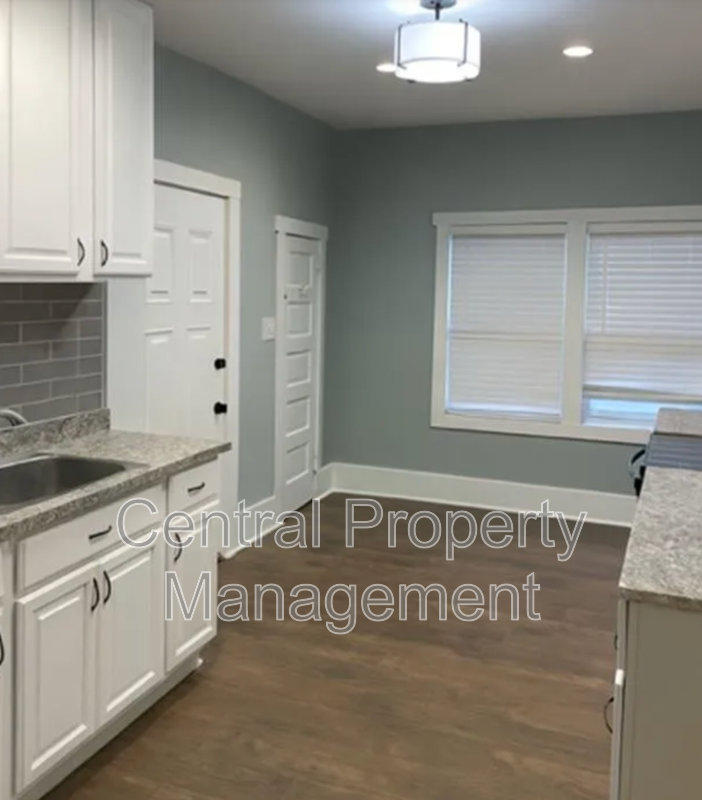 795 Howard St - Photo 4 of 15