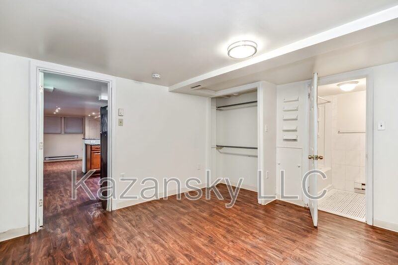 4901 N 18th St #G - Photo 7 of 10