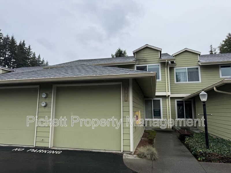 3935 Nw Fairway Ln #2E - Photo 2 of 16