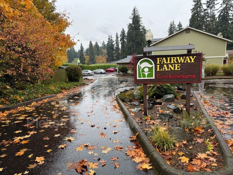 3935 Nw Fairway Ln #2E - Photo 3 of 16