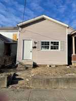 featured image of 1713 West Oak Street