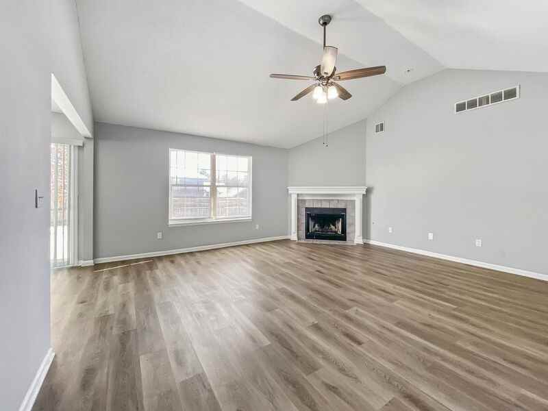 829 Sw Highland Ave - Photo 6 of 27