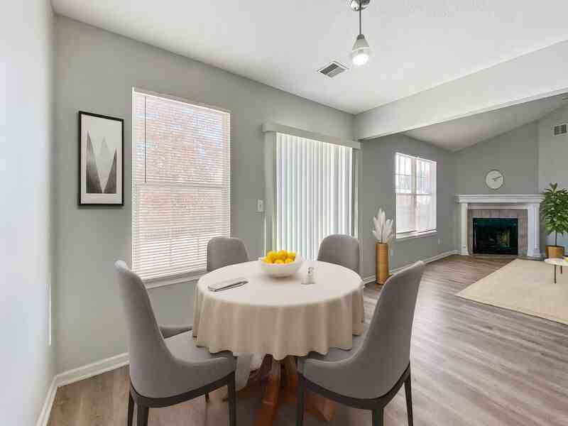 829 Sw Highland Ave - Photo 7 of 27