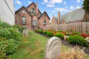 featured image of 141 Krams Ave