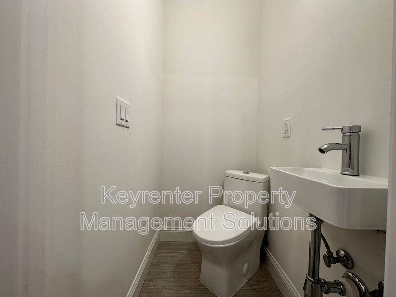 3445 Lee Hwy #105 - Photo 5 of 11