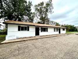 featured image of 1120 Elm Ave Unit B