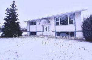 featured image of 15424 99 Avenue NW