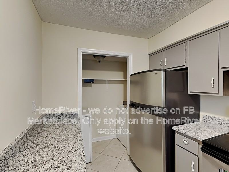 1429 Stone Mill Trace - Photo 4 of 28