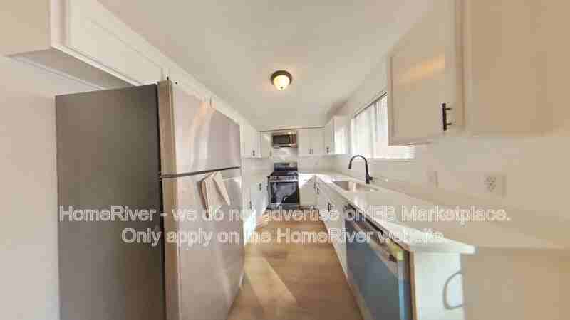 6263 Creekford Ln - Photo 4 of 19