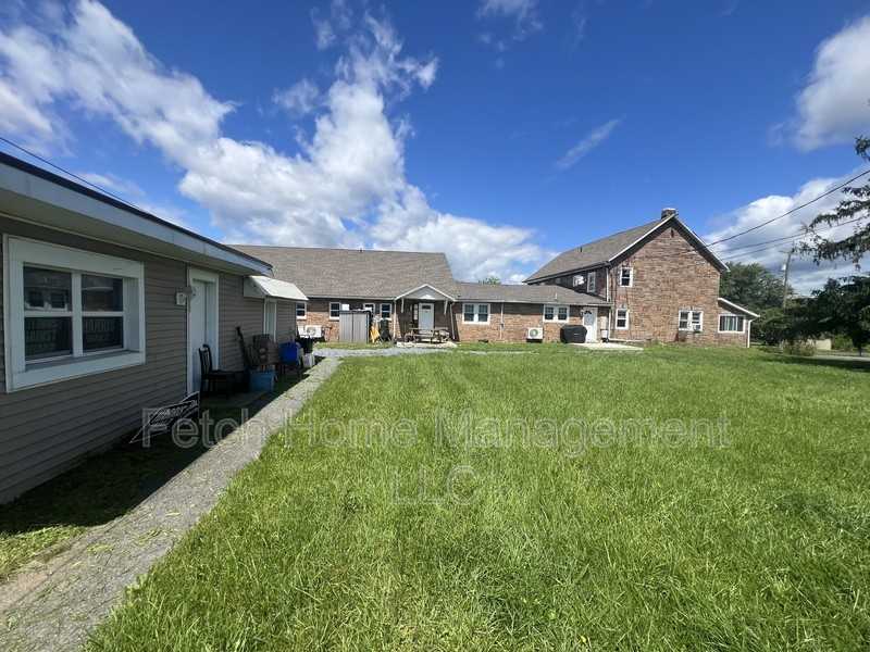 10669 Jonestown Rd - Photo 4 of 18