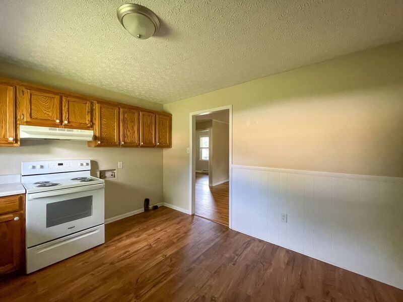 250 Avena Rd #8 - Photo 5 of 13