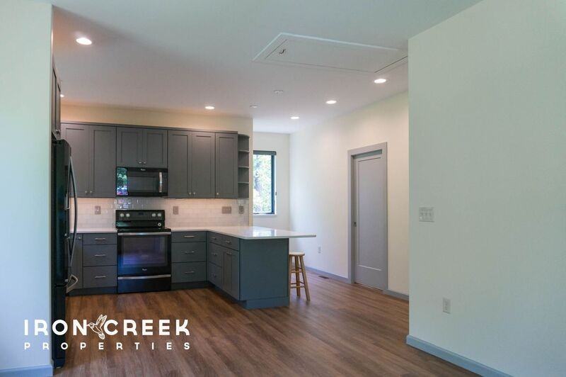 11 Hilltopia Rd - Photo 3 of 17