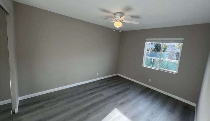 808 Adams Street - Photo 3 of 6