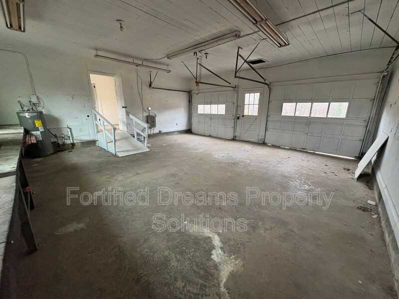 429 Peeden Dr - Photo 3 of 29
