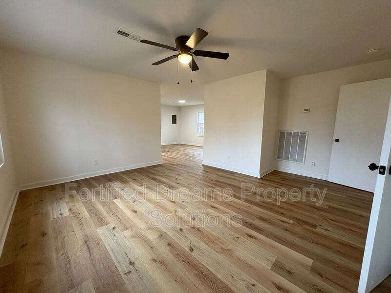 431 Peeden Dr - Photo 2 of 28