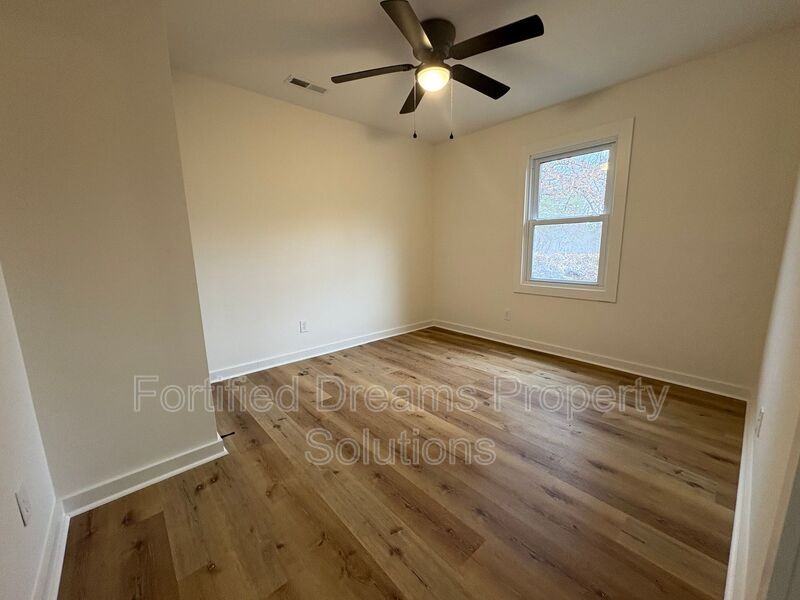 431 Peeden Dr - Photo 5 of 28