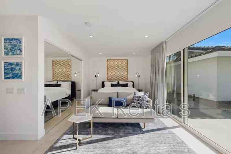 945 North Buttonwillow Circle - Photo 3 of 50