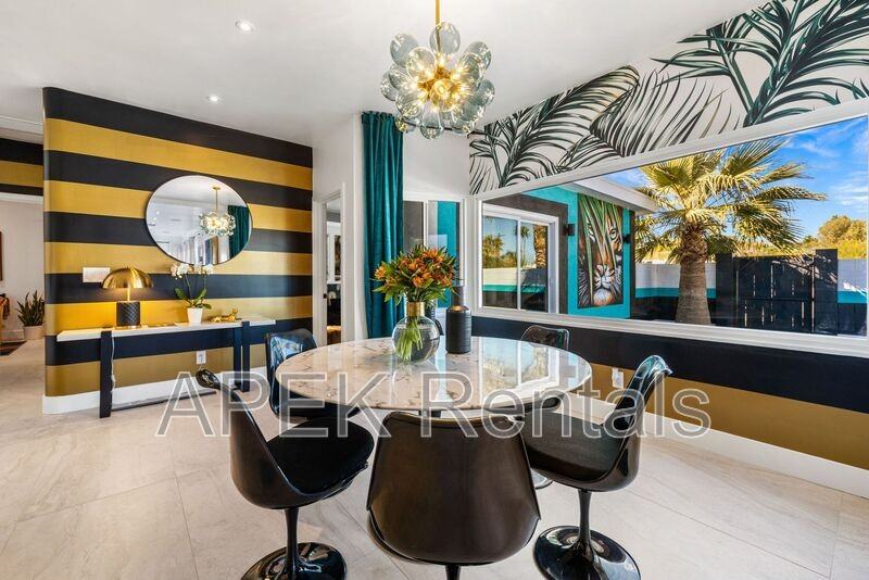 2325 N Girasol Ave - Photo 4 of 50