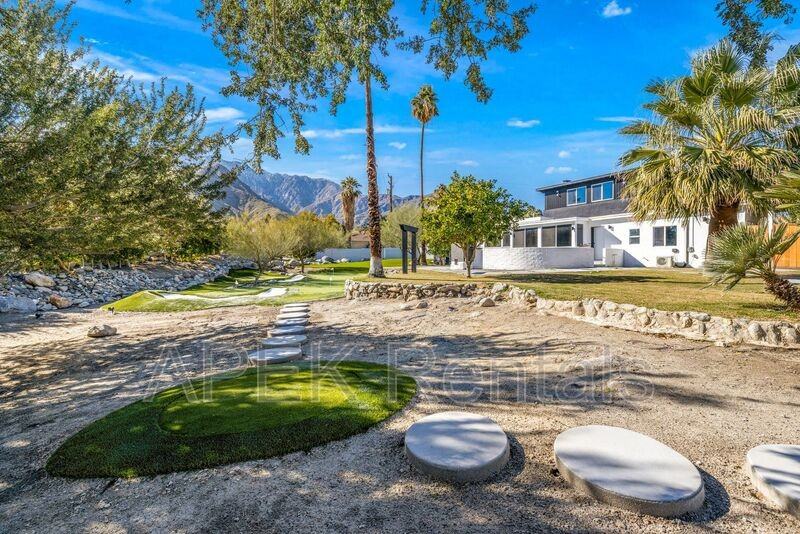 2325 N Girasol Ave - Photo 6 of 50