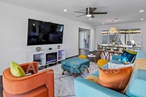 featured image of 980 North Buttonwillow Circle