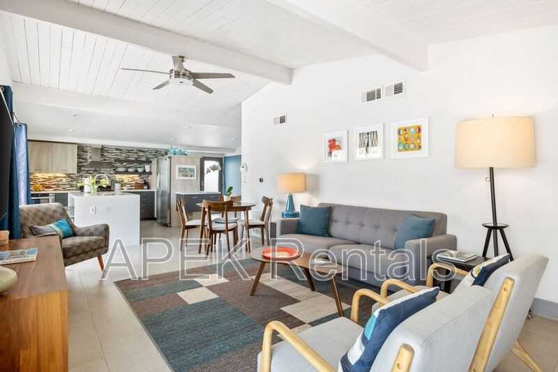 915 E Racquet Club Rd - Photo 6 of 44