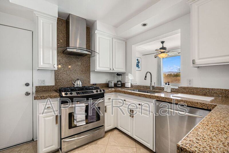 2290 N Victoria Rd - Photo 5 of 50