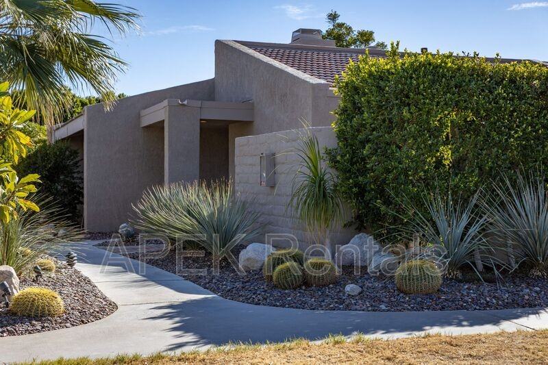 2842 Sundance Cir W - Photo 7 of 50