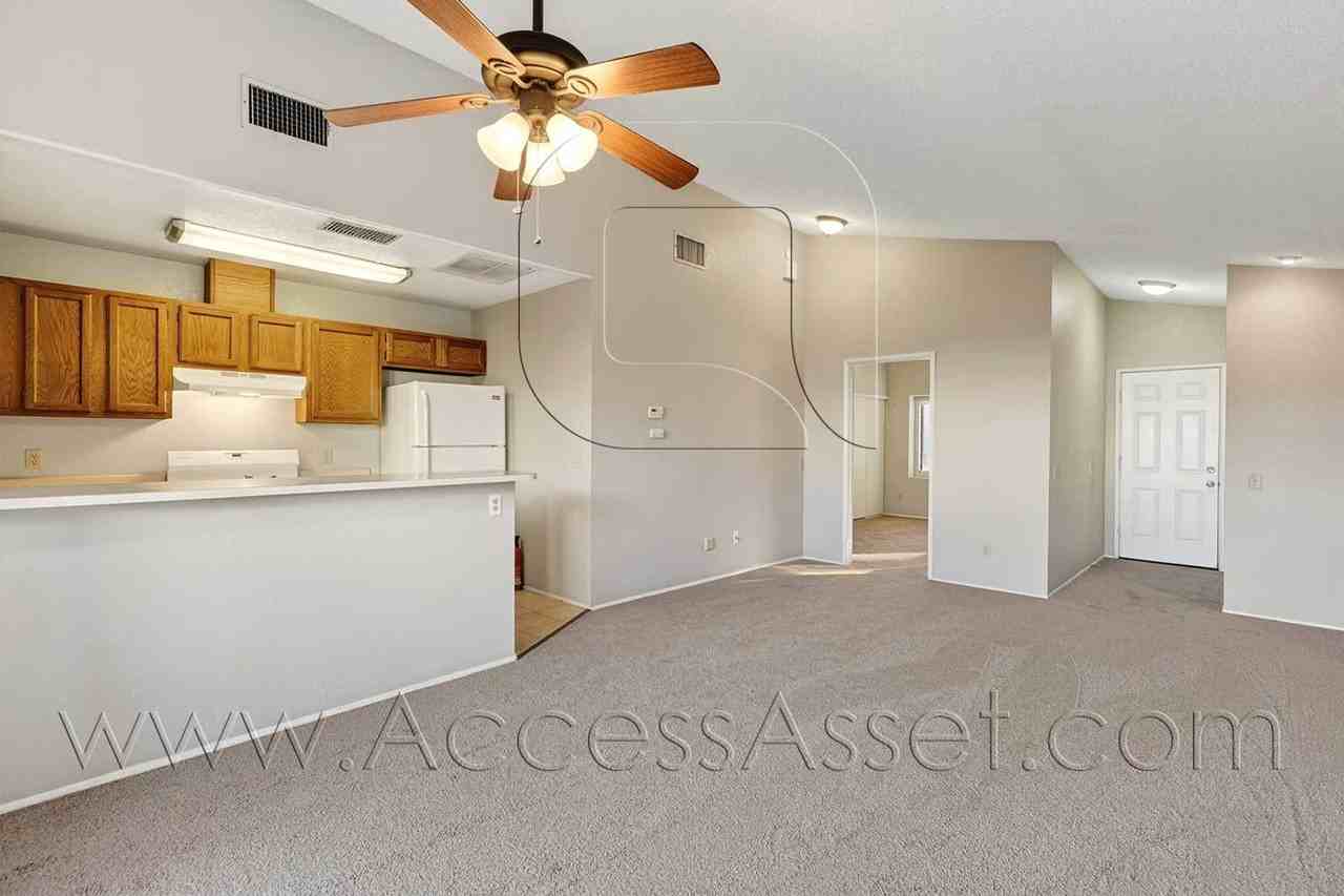 51066 Avenida Mendoza #A - Photo 7 of 26