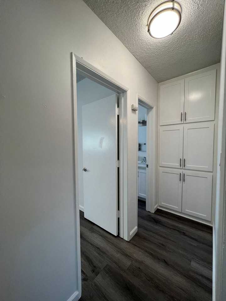 Ruther Apartments - Photo 5 of 8