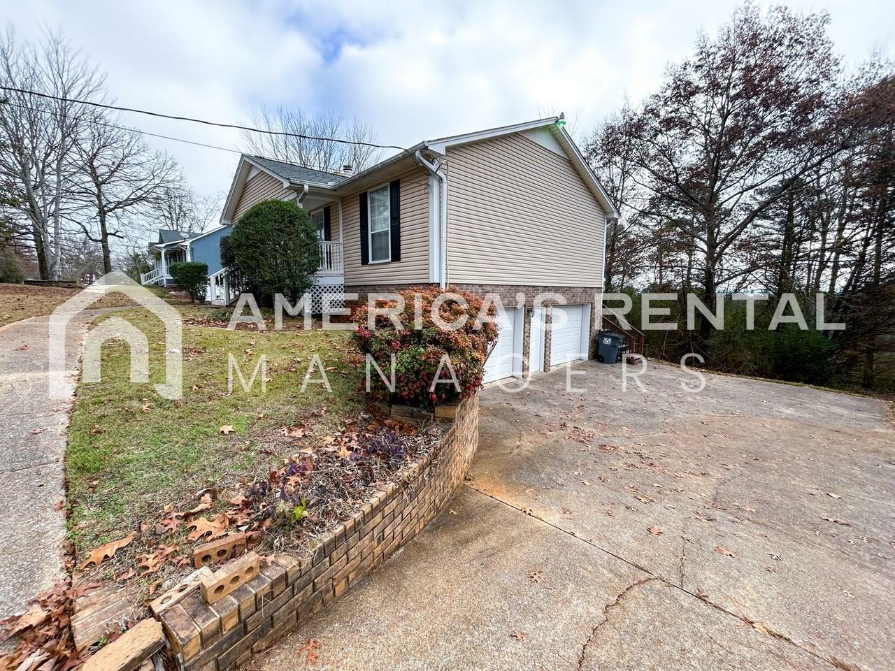 7325 Roper Tunnel Rd - Photo 3 of 37