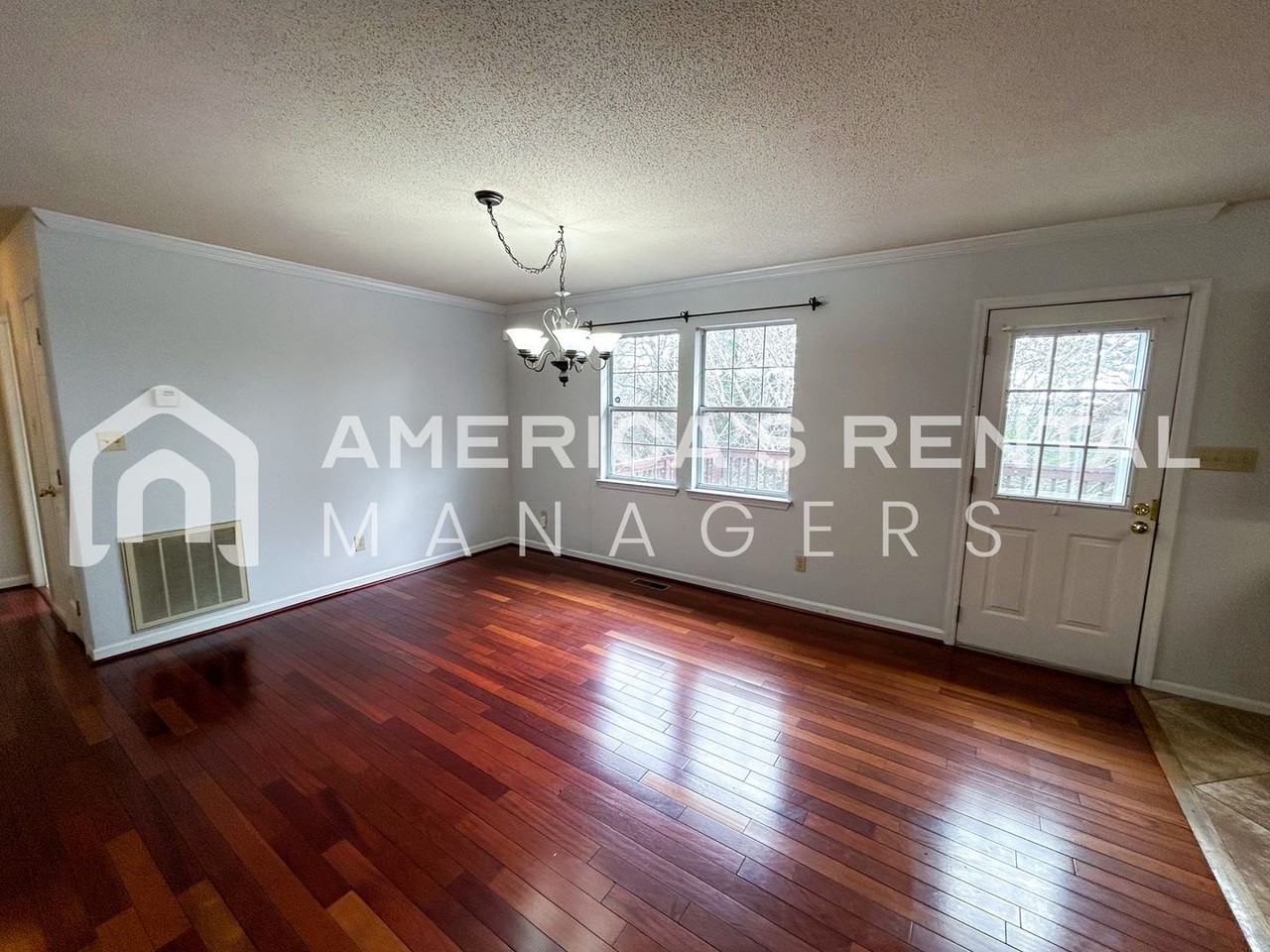 7325 Roper Tunnel Rd - Photo 7 of 37