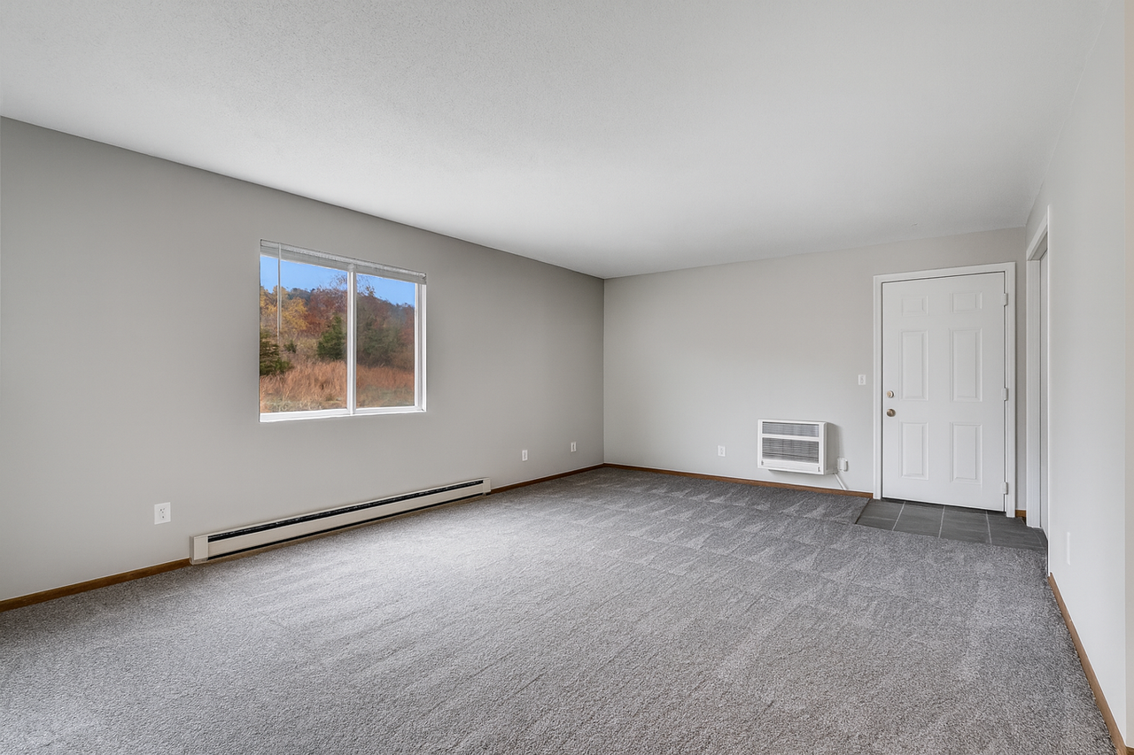 1112 10th Ave N - Photo 2 of 50