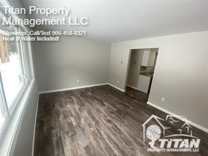 1039 Maas Street - Photo 5 of 10