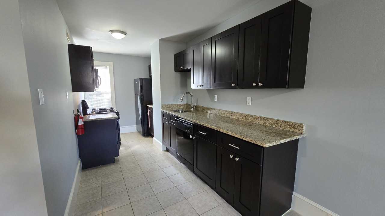 28 Pitman Ave - Photo 3 of 19