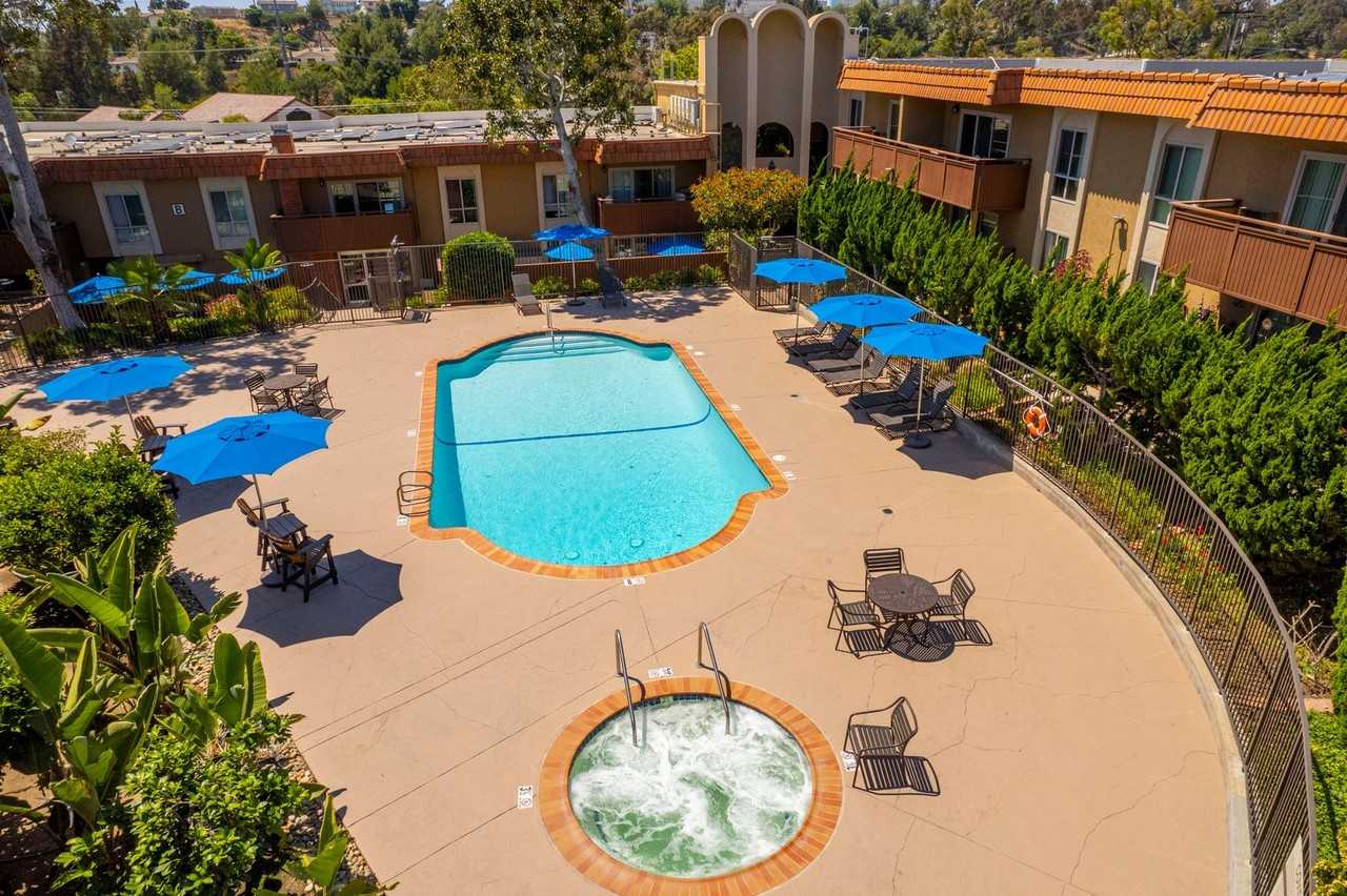 Volterra Apartments - Photo 7 of 50