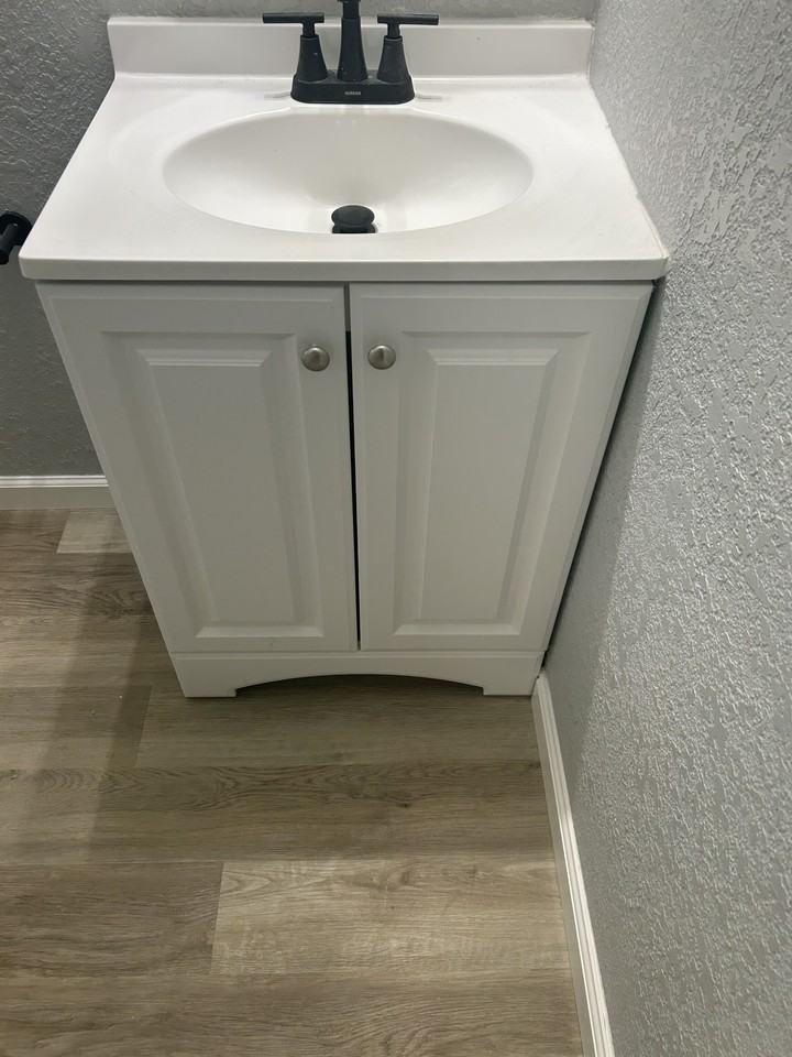 430 South Washington Street - Photo 5 of 10