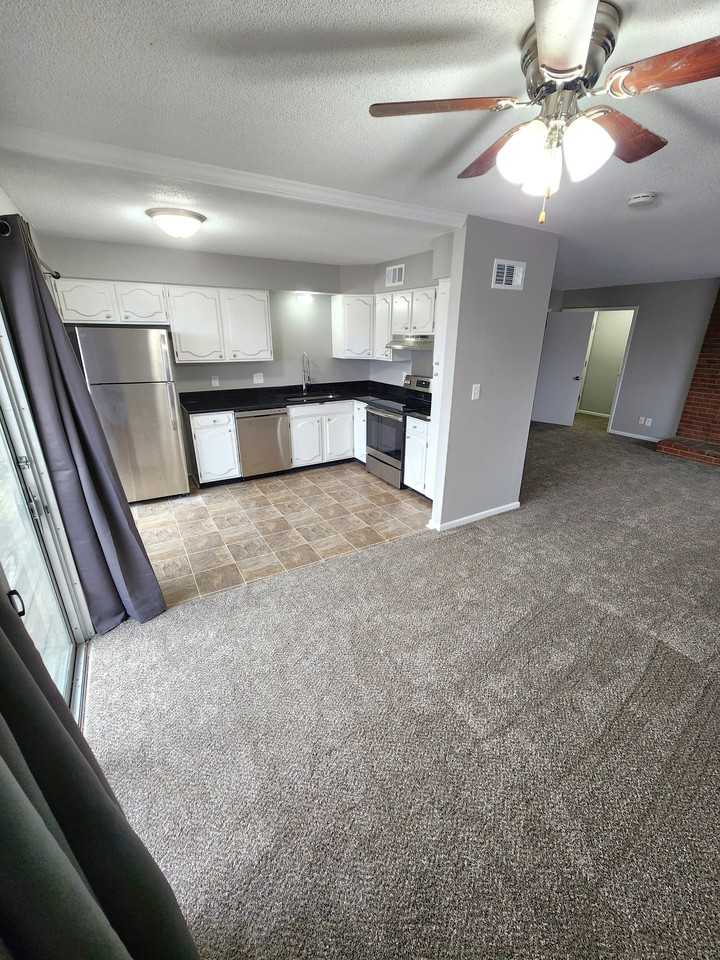 The Pines 9530-9532 - Photo 3 of 17