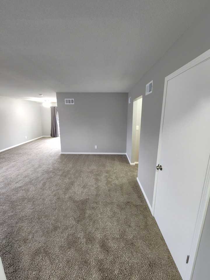 The Pines 9530-9532 - Photo 6 of 17