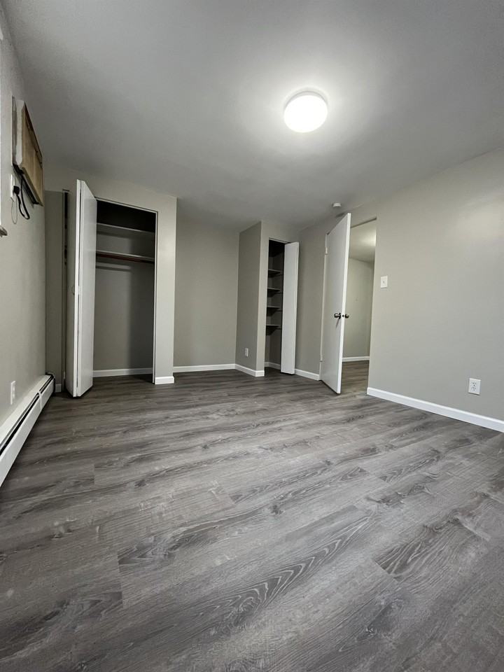 4716 - 4748 Delhi Pike - Photo 4 of 11