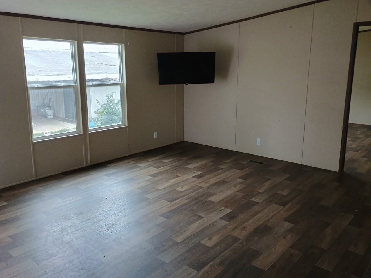 Bigg's Mobile Home & RV Park - Photo 5 of 10